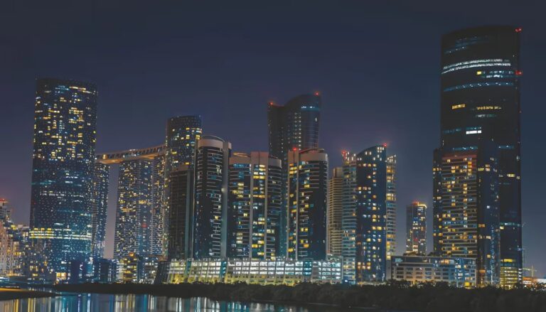 Canal hero view — off-plan property in Abu Dhabi