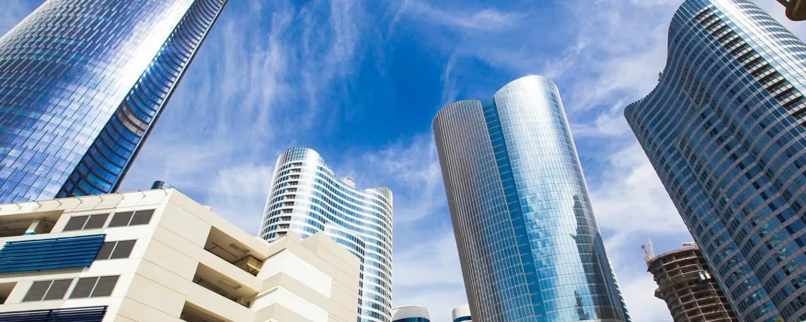 Bay View Tower exterior view — off-plan apartments in Al Reem Island